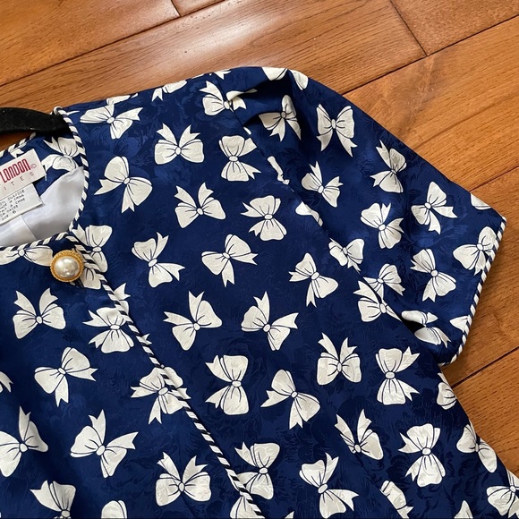 vintage 100% silk sweet bow-printed blouse - Picture 2 of 5